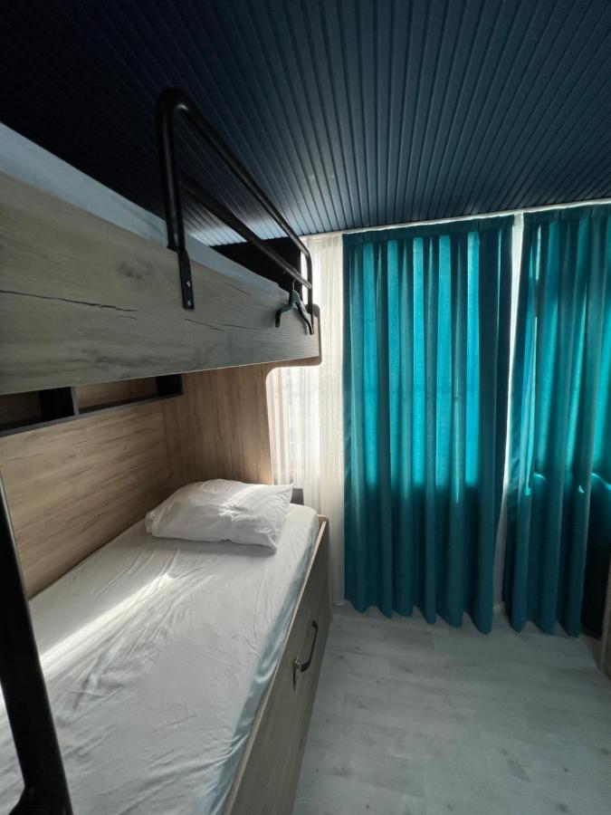 Istiklal Hostel Istanbul Exterior foto